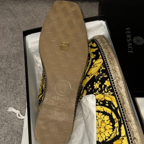 Men’s Versace Espadrilles Shoes size 43.5 and 44 - Picture 3 of 5